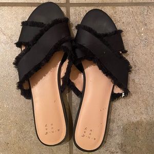 Criss Cross Strap Slides